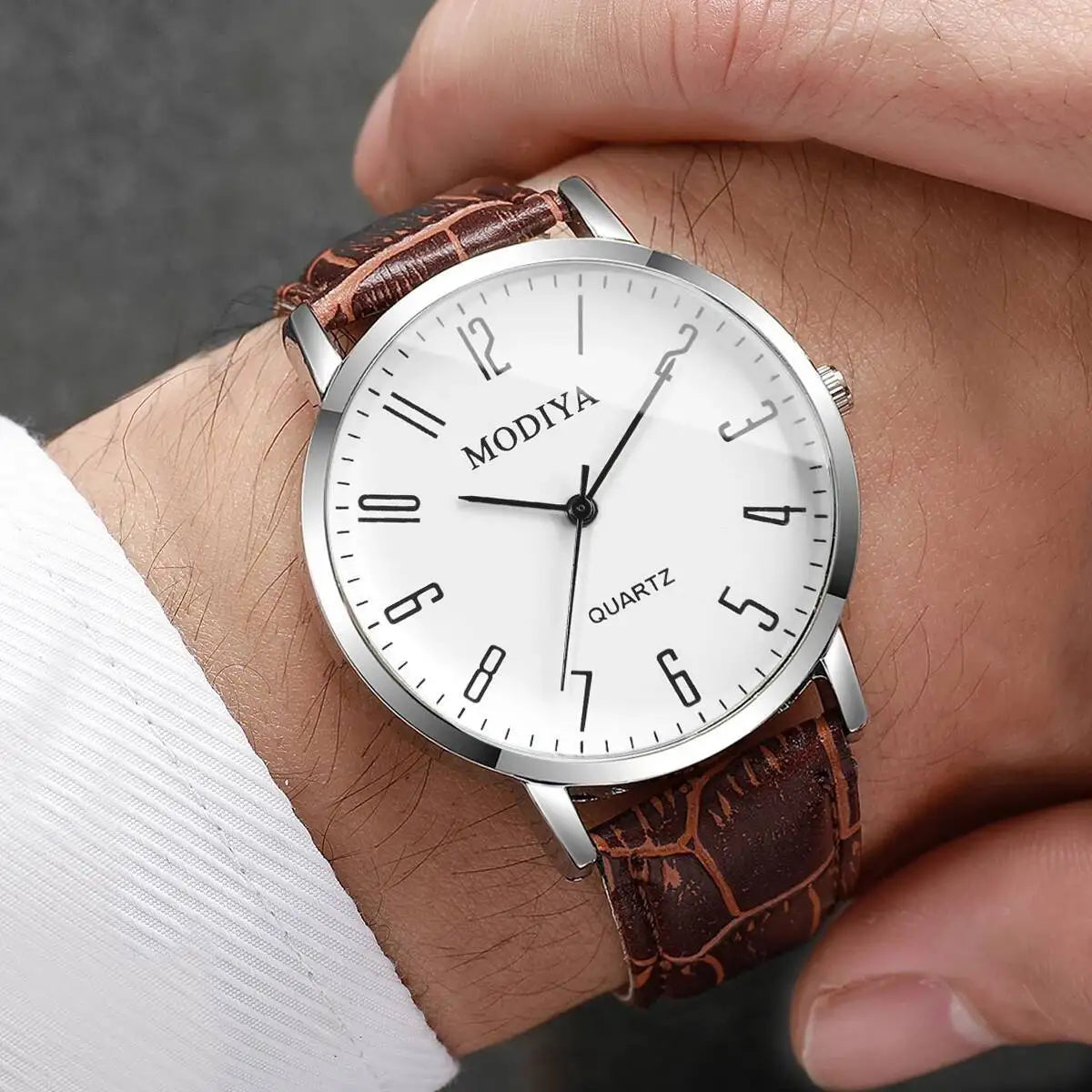 1/2PCS Men Business Watches Fashion Roma Dial Calendar Quartz Watch Leather Band Male's Wristwatches Reloj Hombre（Without Box）